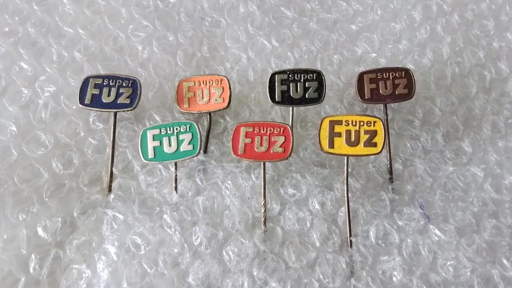7 verschillende kleuren speldjes fuz wasmiddelen, Ophalen of Verzenden, Zo goed als nieuw, Overige onderwerpen