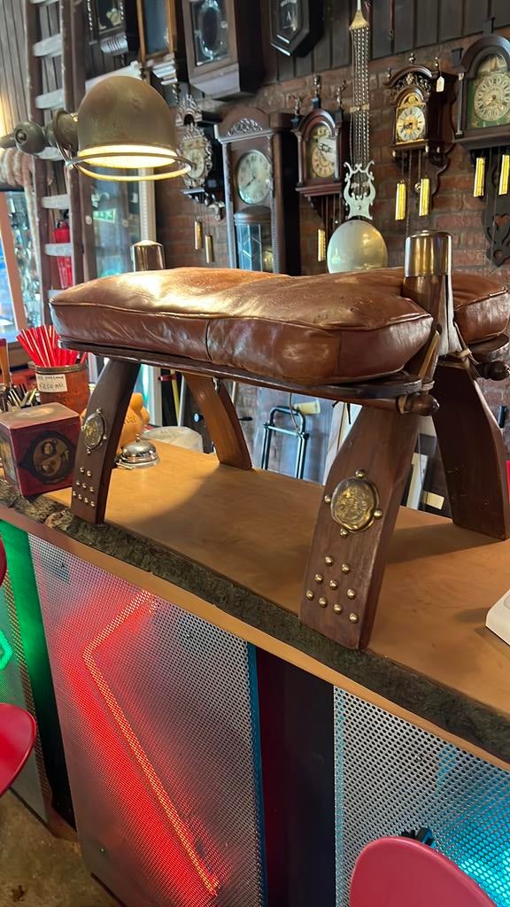 Kamelen zadels, Ophalen, Gebruikt, 50 tot 75 cm, Leer