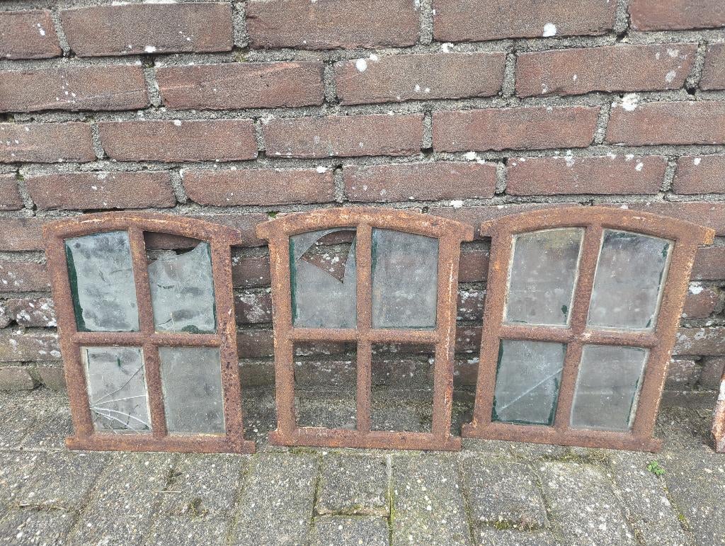 Brocante boerenraam stalraam gietijzer, Ophalen of Verzenden