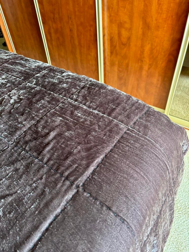 H&M fluwelen bed sprei 250x180, Overige typen, Tweepersoons, Ophalen of Verzenden, Zo goed als nieuw