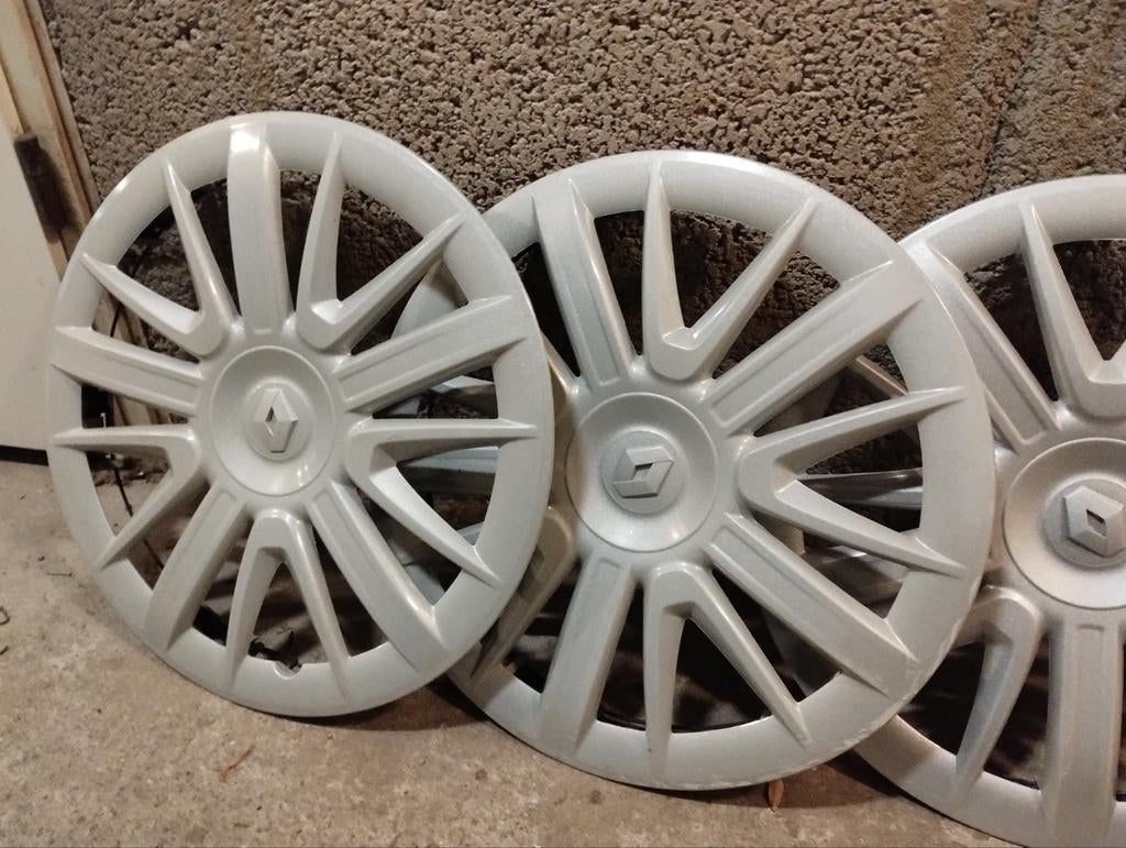 4stuks originele Wieldoppen Renault Clio 15inch, Ophalen of Verzenden, Zo goed als nieuw
