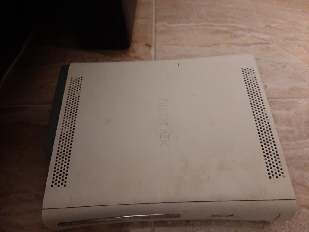 Xbox 360 Arcade Console - Gebruikt, Spelcomputers en Games, Spelcomputers | Xbox 360, Ophalen of Verzenden, Gebruikt, Zonder controller