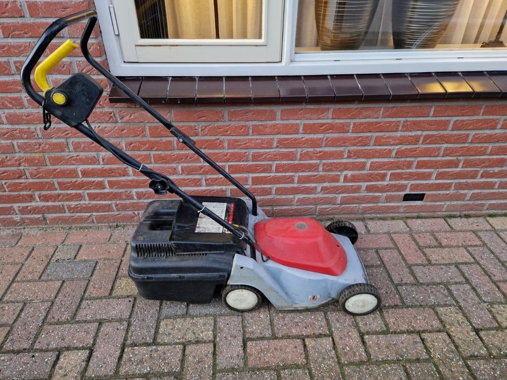 Valex Monza elektrische grasmaaier 1000W, Ophalen, Cirkelmaaier, Gebruikt, Elektrische grasmaaier