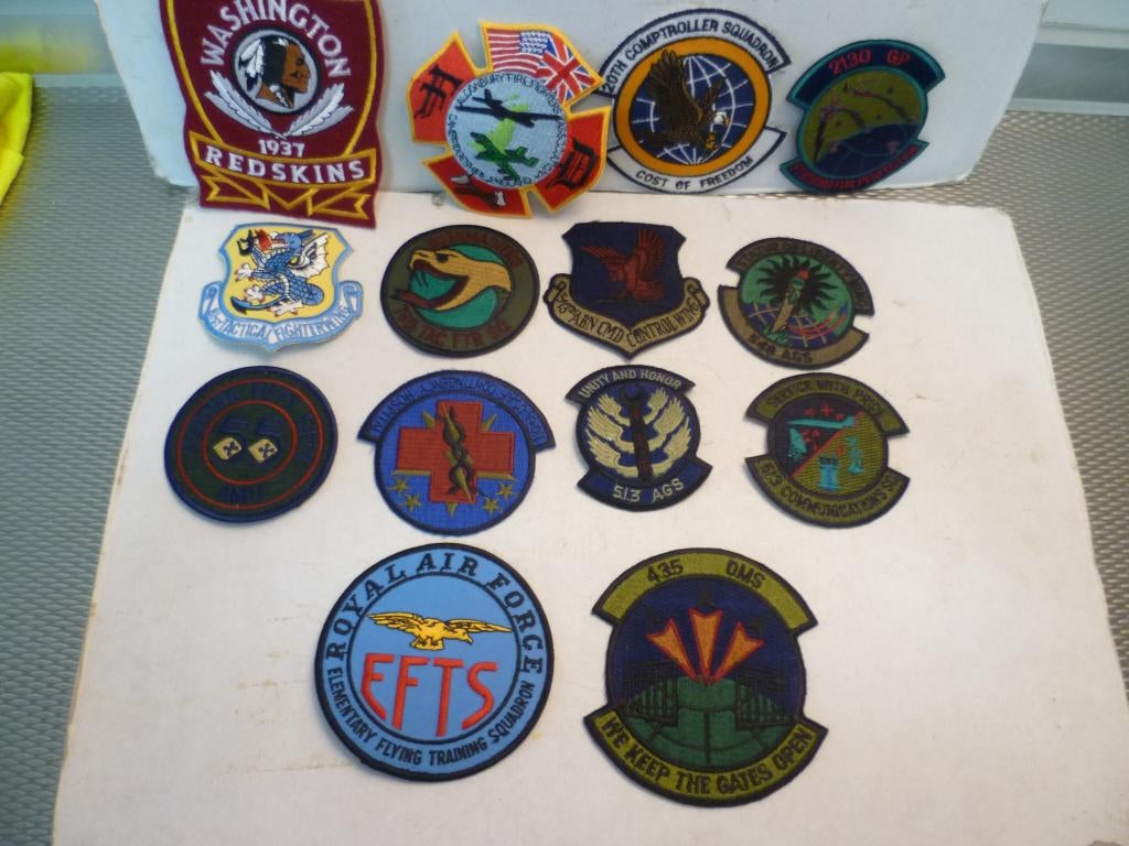 14 militaire textiel insignes nieuwstaat., Ophalen of Verzenden, Landmacht, Overige gebieden