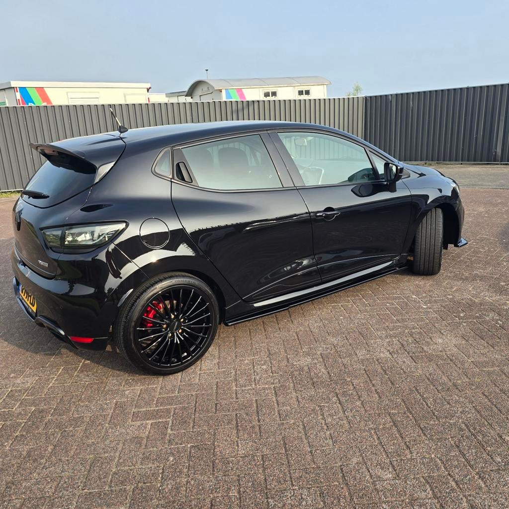 Renault Clio 1.6 RS Turbo 147KW 5-DRS AUT 2015 Zwart, Auto's, 1618 cc, 4 cilinders, Zwart, Bedrijf