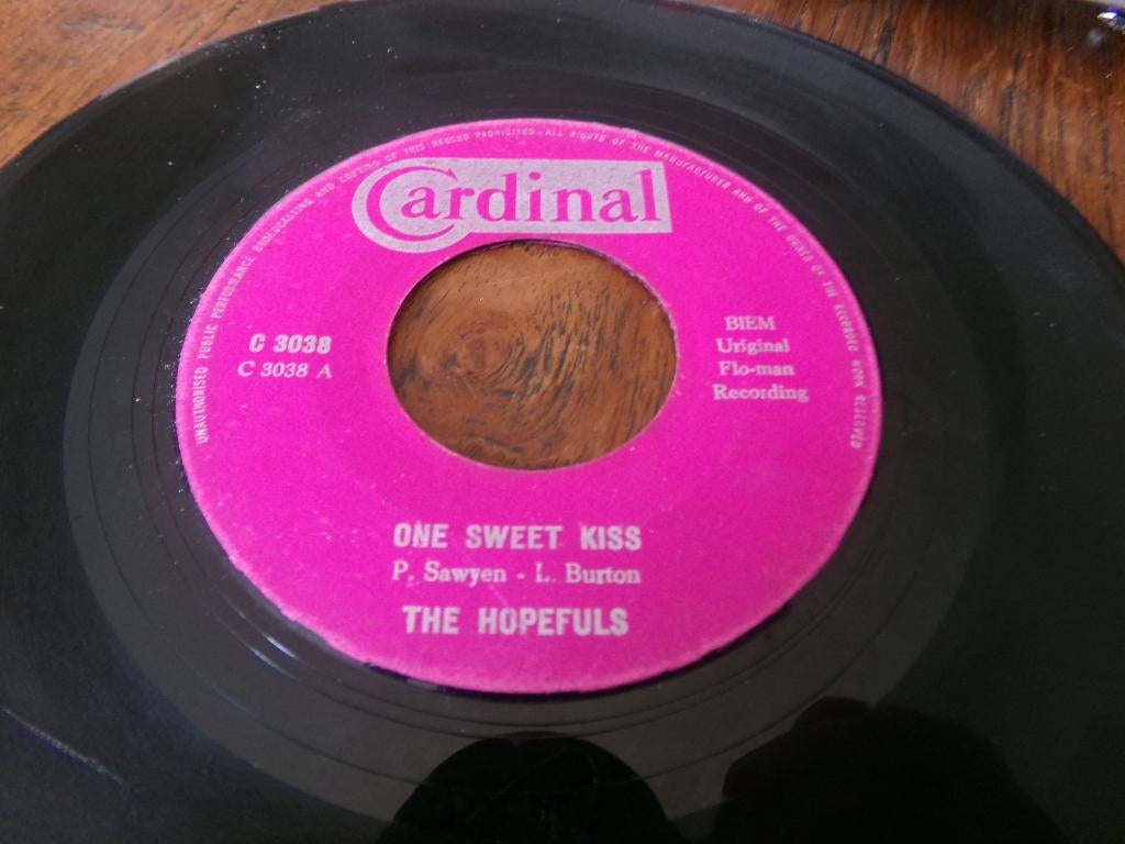 Zeldzaam - The Hopefuls  – One Sweet Kiss / Stand By And Cry, Cd's en Dvd's, Vinyl Singles, Ophalen of Verzenden, Gebruikt, Overige genres