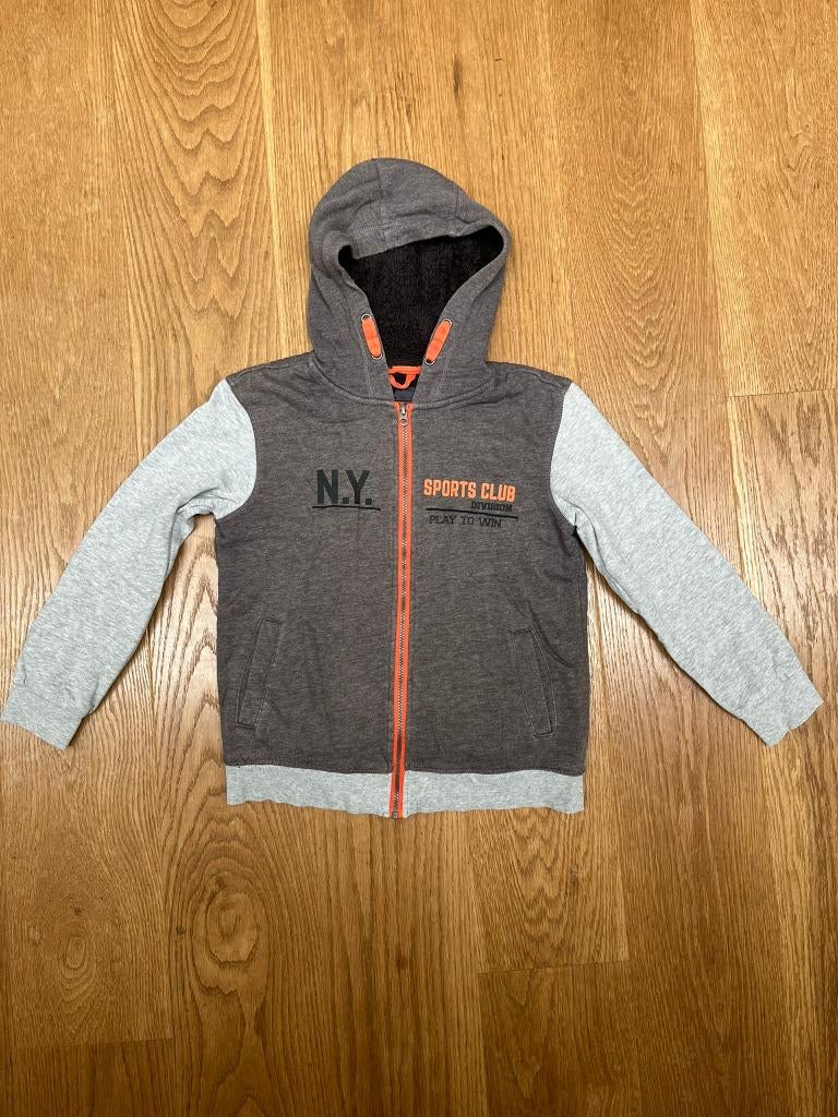 Fluffy gevoerd warm vest/jas met capuchon mt 158, Ophalen, Gebruikt, Onbekend, Jongen