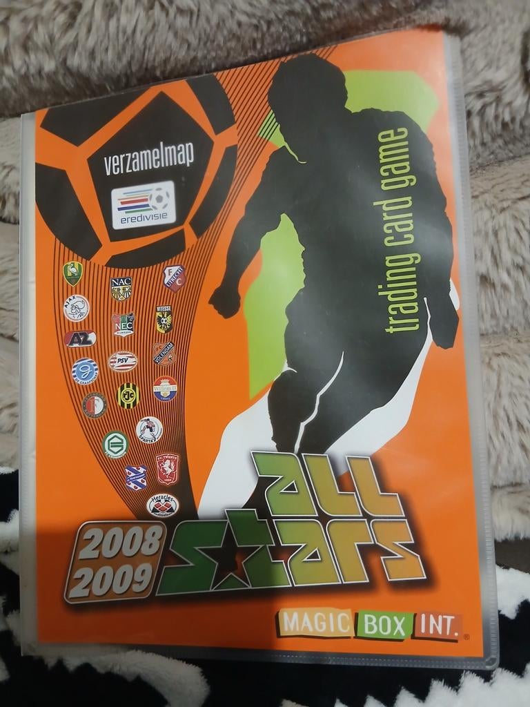 All Stars Eredivisie Verzamelmap 2008/2009 met Legends, Verzamelen, Sportartikelen en Voetbal, Ophalen of Verzenden, Zo goed als nieuw