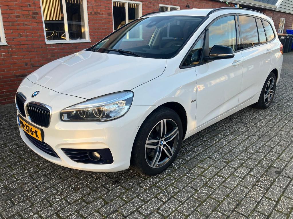 ***BMW 2-Serie Gran Tourer 218i High Executive 7p.***, Auto's, BMW, 136 pk, Zwart, 2-Serie Gran Tourer, 7 stoelen