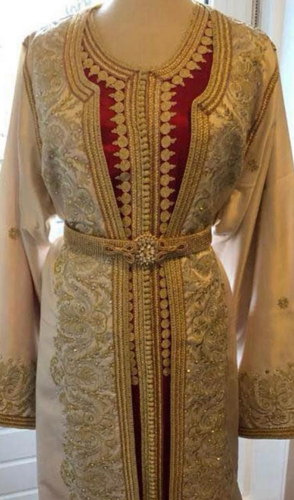 Elegante Marokkaanse takchita  - Crème met Gouden Borduur, Kleding | Dames, Gelegenheidskleding, Zo goed als nieuw, Overige typen