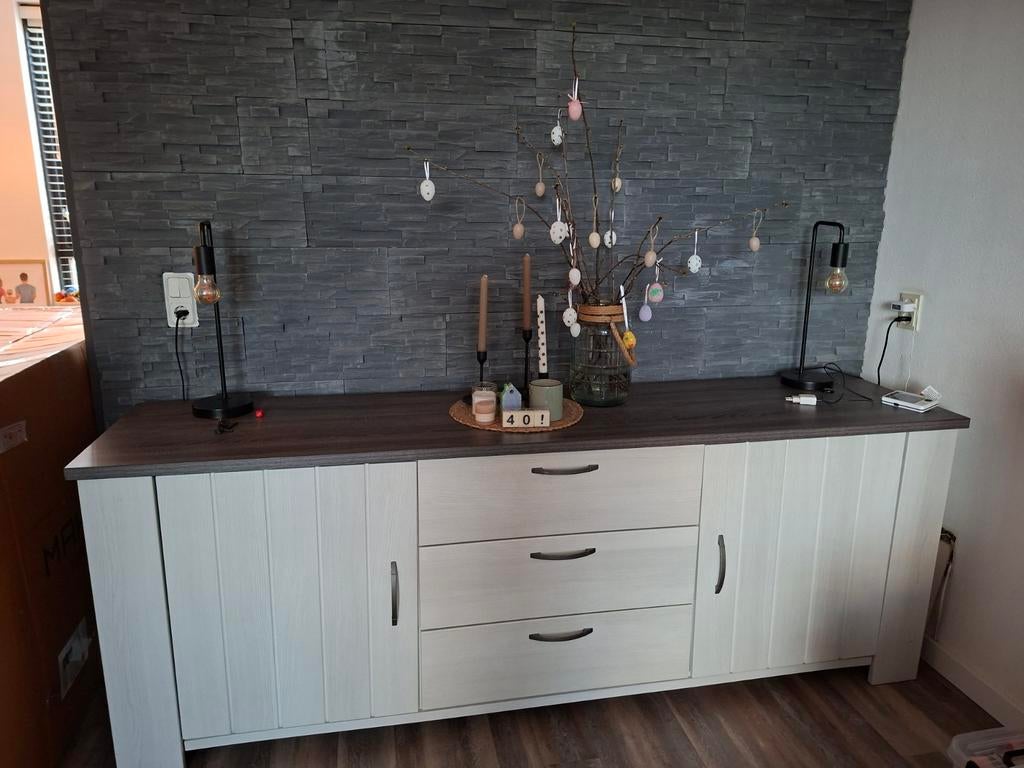 Dressoir 220x50x80    GRATIS, Huis en Inrichting, Ophalen, Gebruikt, Wit