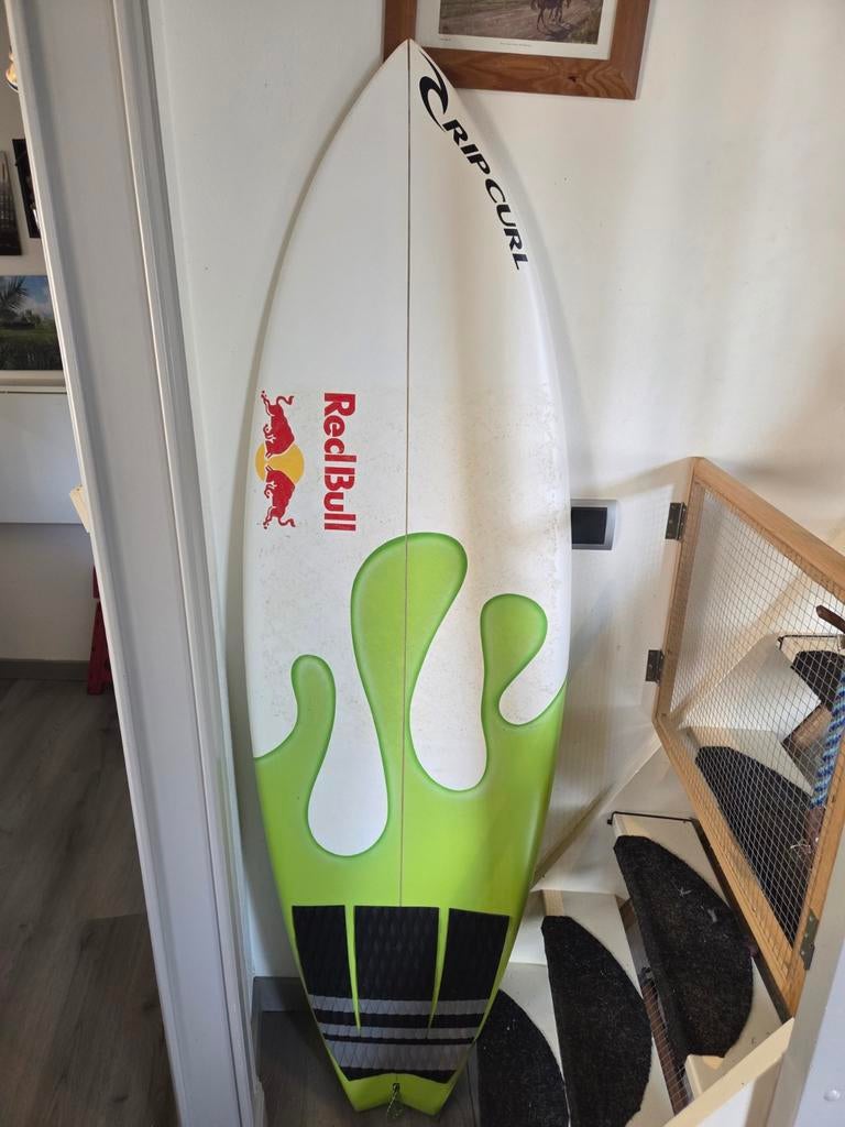 6.3 Fish surfboard inclusief boardsok en groene leash, Watersport en Boten, Golfsurfen, Ophalen, Gebruikt, Fish, Met koord