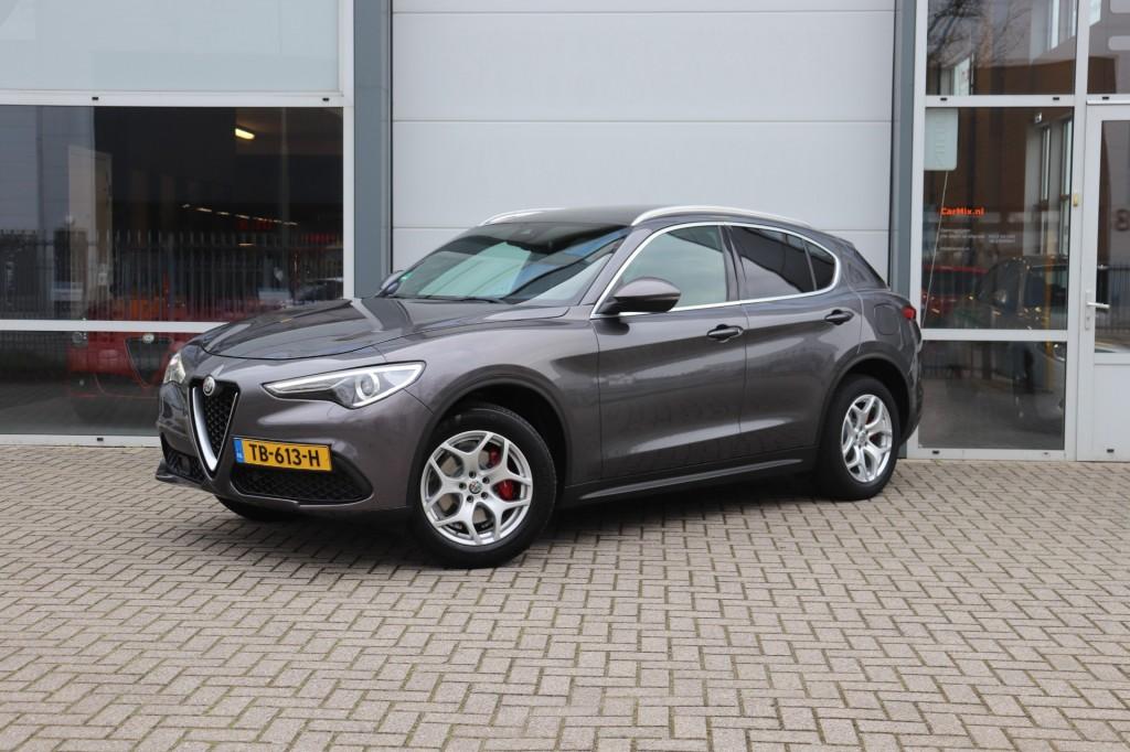 Alfa romeo STELVIO 2.0 T AWD SUPER/ORIG.NL/H&K/MEMORY/STOEL., Auto's, Alfa Romeo, Automaat, Euro 6, 4 cilinders, Bedrijf