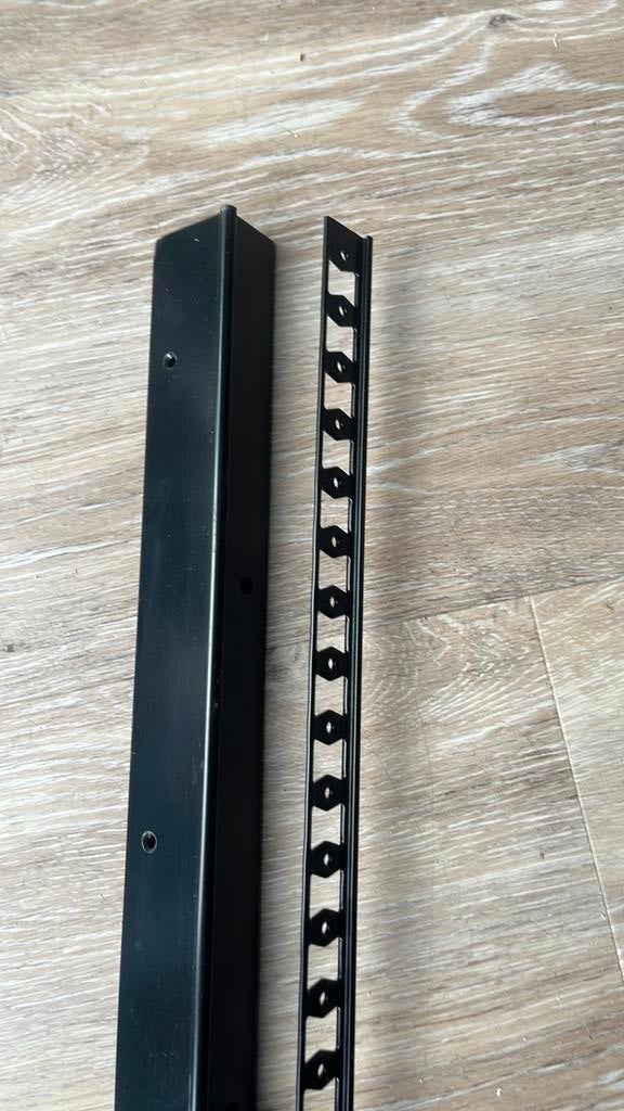 buitenhoek- en eindprofielen voor wandpanelen van 2-3 mm dik, Ophalen, Zo goed als nieuw, Overige typen