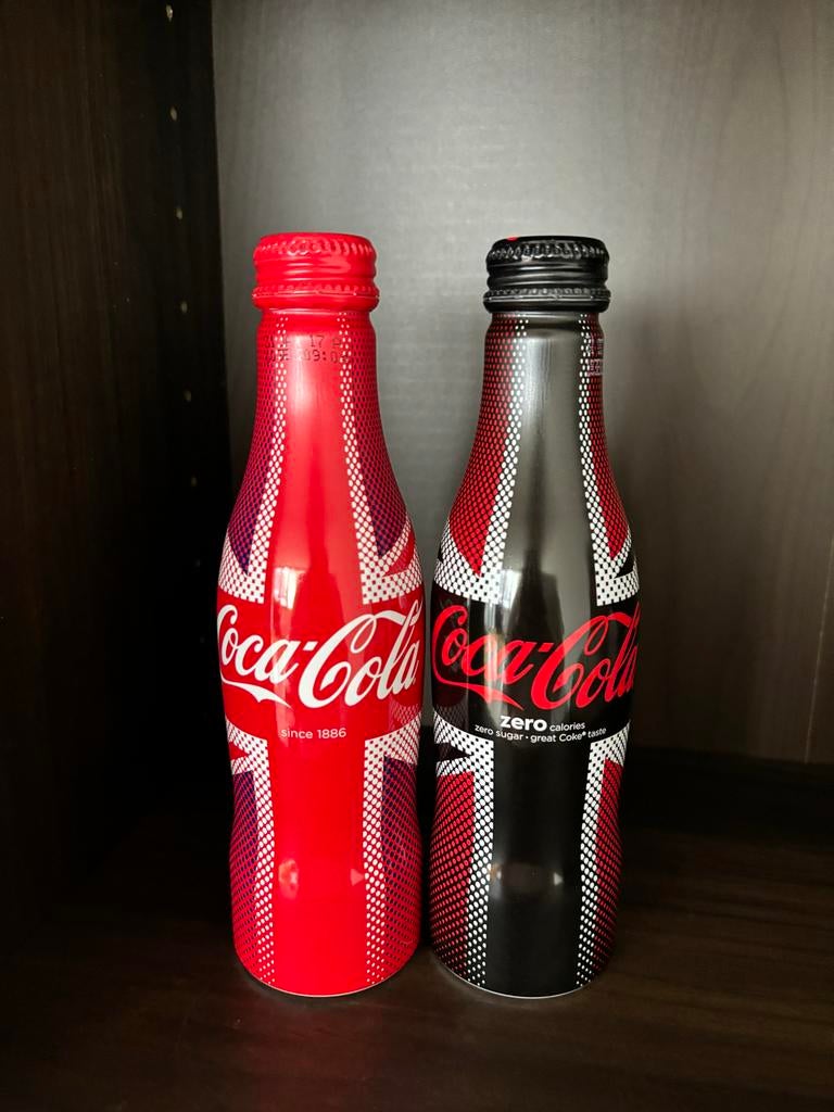 Coca Cola aluminium flesjes UK UNION JACK, Ophalen of Verzenden, Gebruikt, Verpakking