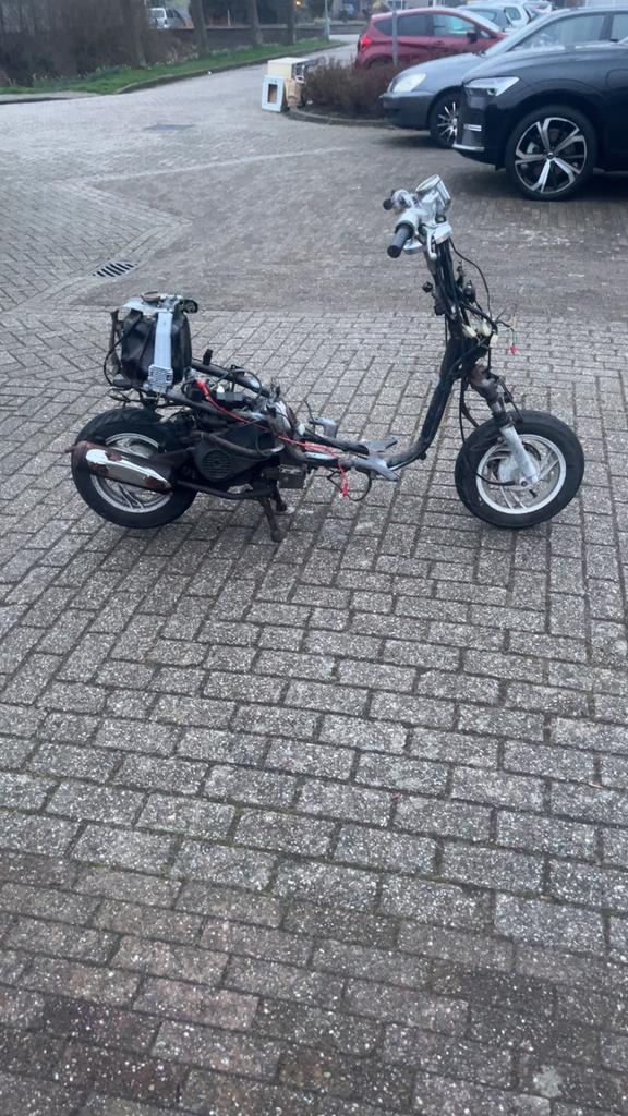 Znen 50 QT retro scooter (project), Ophalen, Gebruikt, Benzine, Overige merken