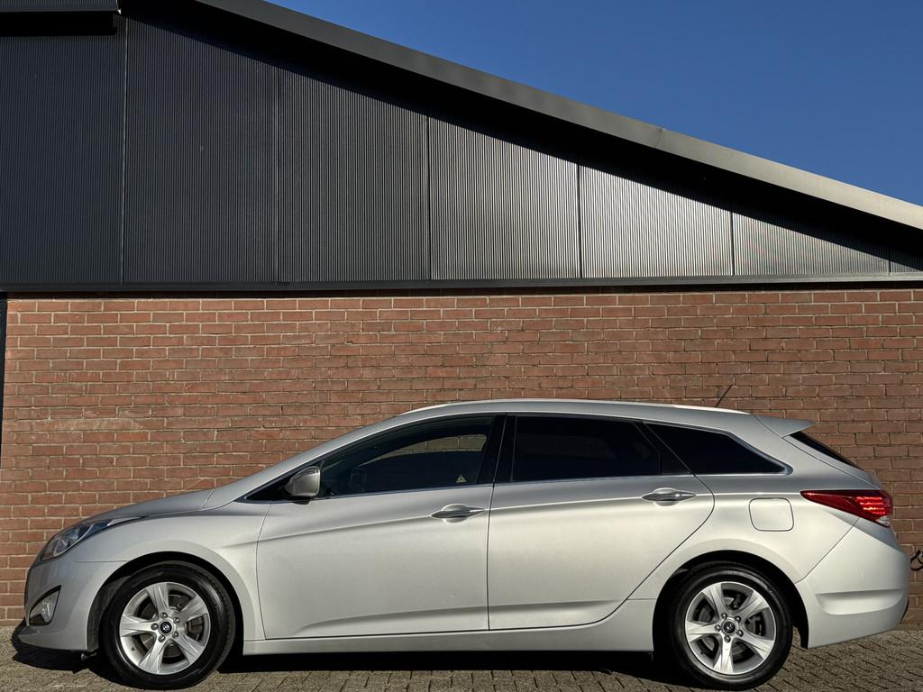 Hyundai i40 Wagon 2.0 GDI I-MOTION | NL-AUTO! | 1E EIGENAAR!, Auto's, Hyundai, Euro 5, Stof, Zwart, 4 cilinders