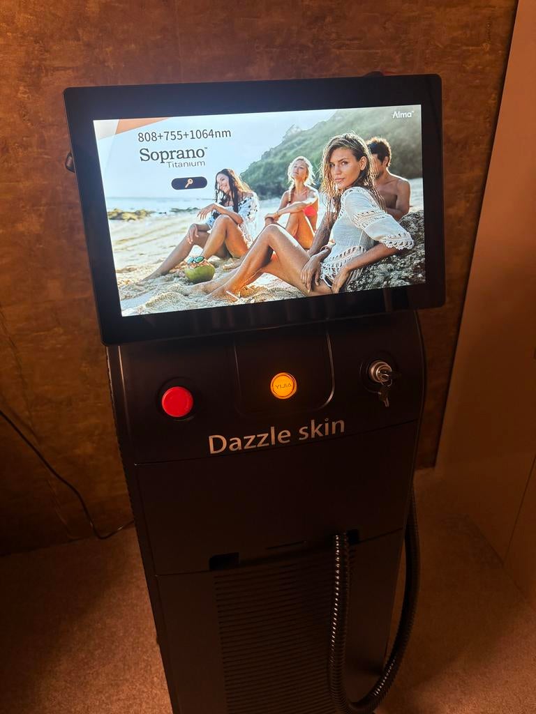 Professionele Ontharings- & Contourmachine met Lipolaser, Ophalen, Zo goed als nieuw, Overige typen