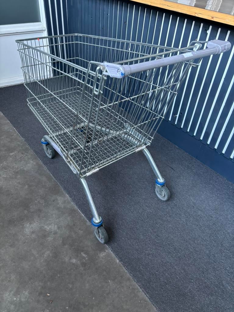 Makkelijke kar met 4 wielen, Doe-het-zelf en Verbouw, Transportwagens, 100 liter of meer, Ophalen, Zo goed als nieuw, Transportkar