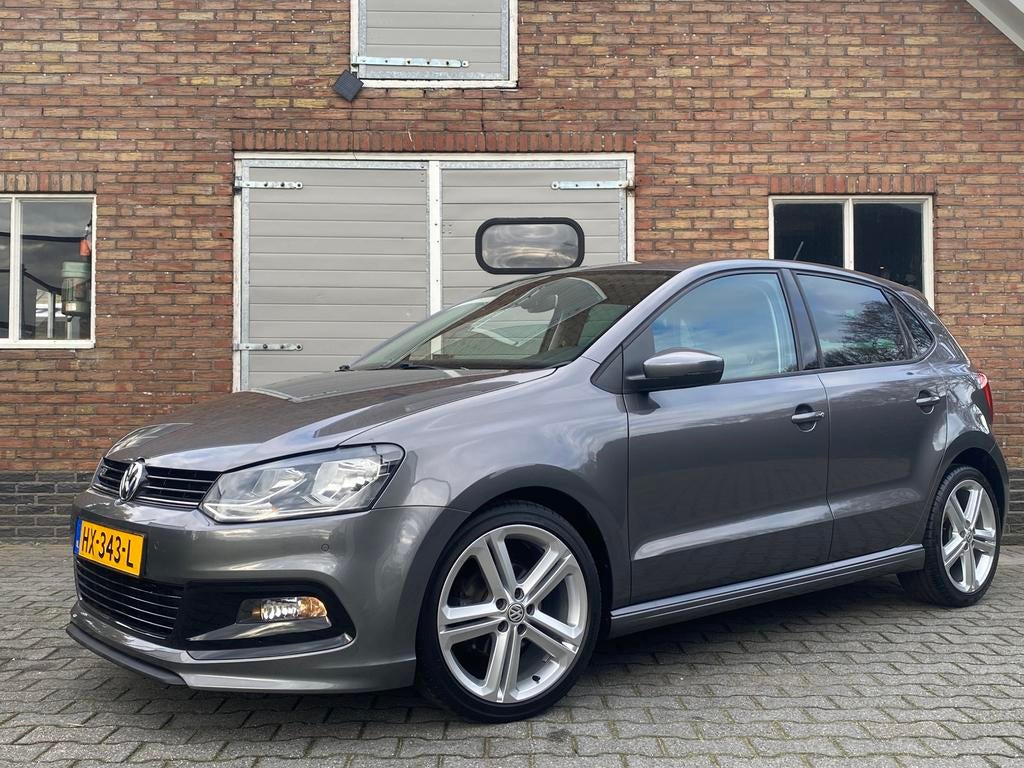 Volkswagen Polo 1.2 TSI navi app connect cruise clima pdc, Auto's, 40 €/maand, 4 cilinders, Origineel Nederlands, Bedrijf