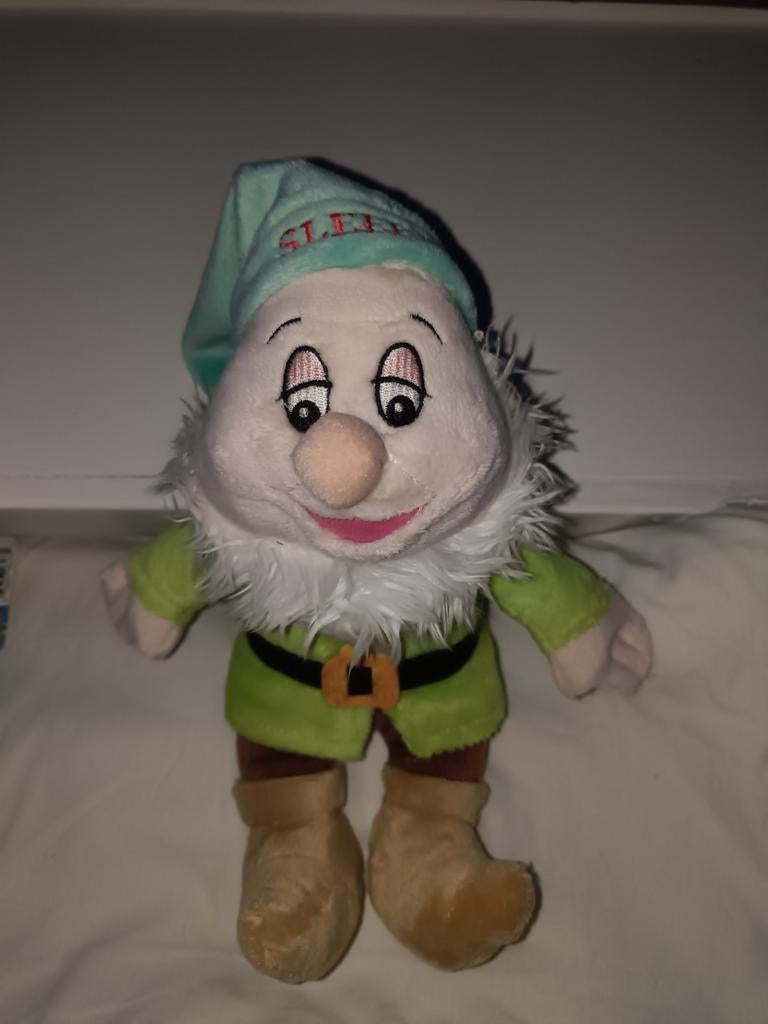 Knuffel Sneeuwwitje en de Zeven Dwergen - Dommel, Ophalen of Verzenden, Zo goed als nieuw, Overige typen