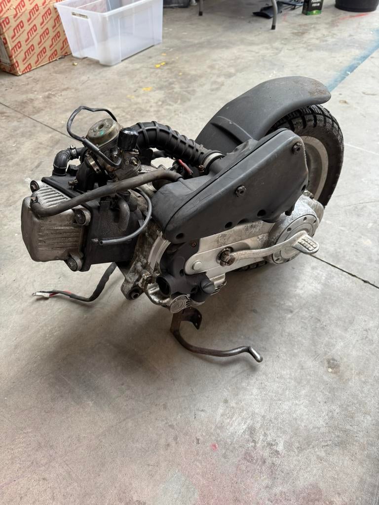 Vespa sprint 4t 2v motoroblok, Ophalen, ., ., .