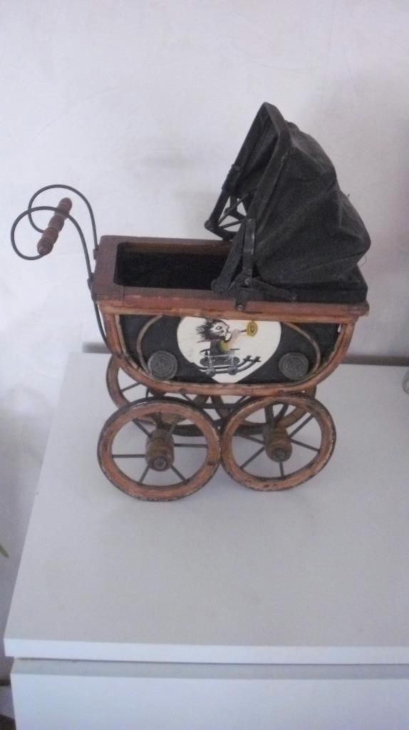 Antiek Poppenwagentje, Ophalen of Verzenden