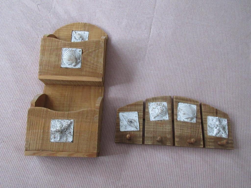 setje houten kapstokje, kapstok met hangbakje, bakje schelp, Wandkapstok, Ophalen of Verzenden, Zo goed als nieuw, Minder dan 100 cm