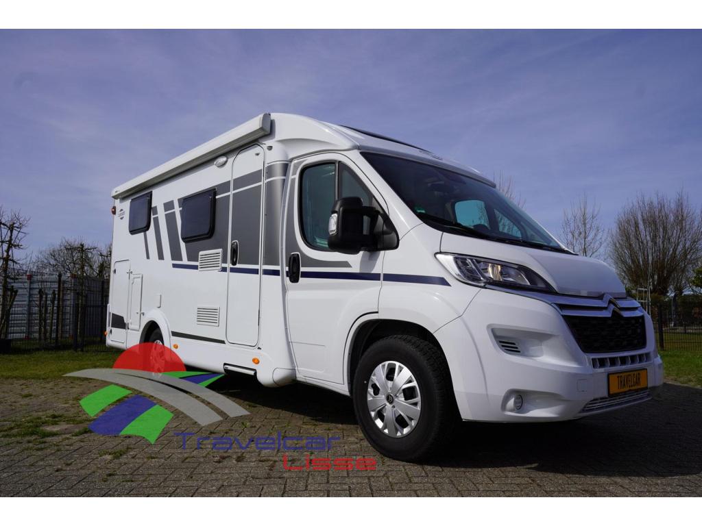 Carado V 337 / Van eerste eigenaar, Caravans en Kamperen, Campers, Elektrische ramen, Ringverwarming, Tot en met 2, Bedrijf