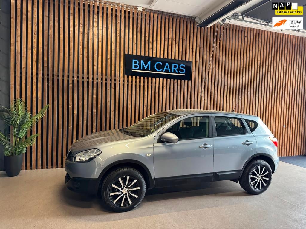 Nissan Qashqai 1.6 Acenta Airco,Trekhaak, Pdc, Voorwielaandrijving, 15 km/l, Gebruikt, 4 cilinders