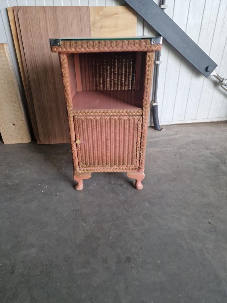 Lloyd Loom nachtkastje, Antiek en Kunst, Ophalen