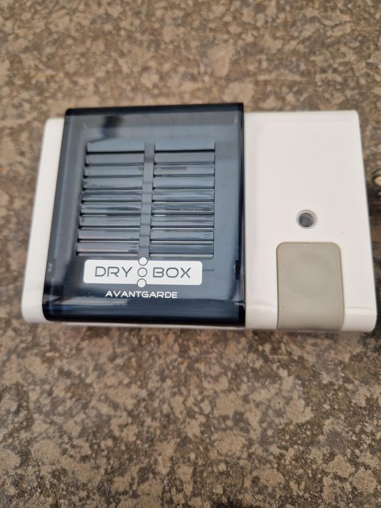 Gehooraperaten droger en toebehoren, Ophalen of Verzenden, Zo goed als nieuw