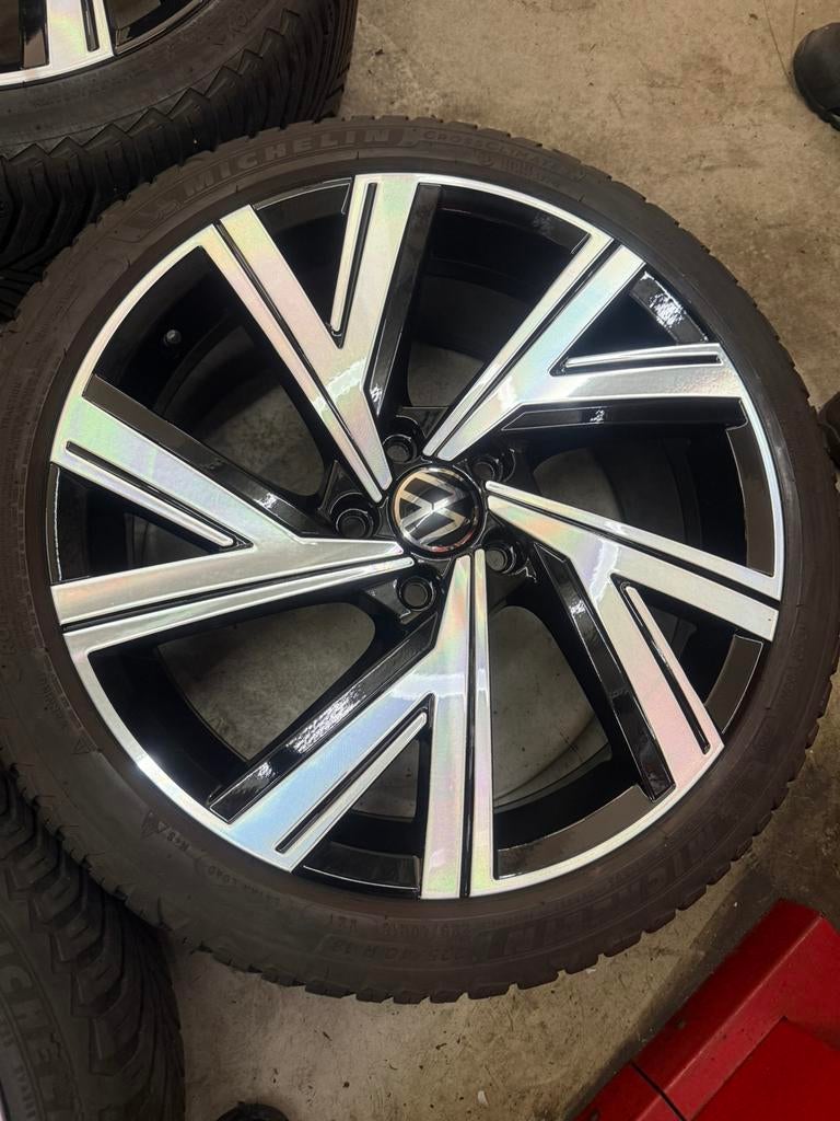 Volkswagen golf 18 inch bergamo r line velgen met mich 4seiz, 18 inch, Gebruikt, Banden en Velgen, Ophalen of Verzenden