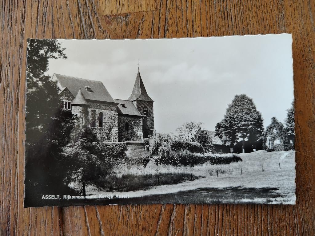 Asselt Rijksmonument Kerkje Asselt, Verzenden