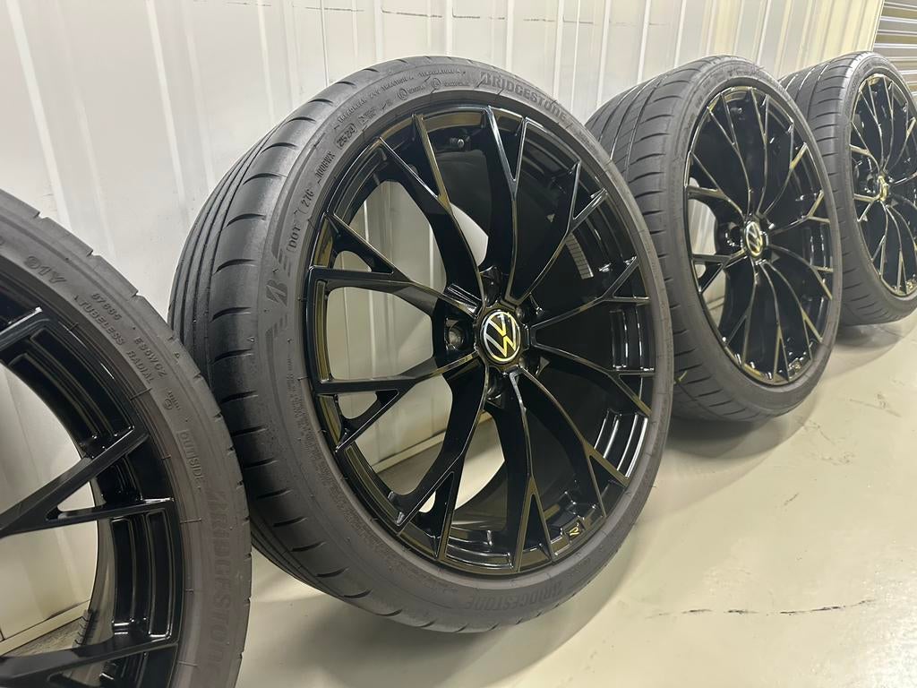 19'' VW Golf 8R GTI Warmenau Zwart 5H0601025AJ Velgen Banden, 19 inch, Gebruikt, Banden en Velgen, Ophalen of Verzenden