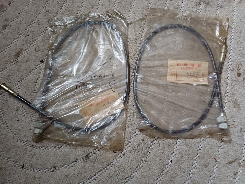 2x km teller kabel in de verpakking yamaha 481 83560 00, Fietsen en Brommers, Ophalen of Verzenden, Nieuw, Overige typen, Yamaha