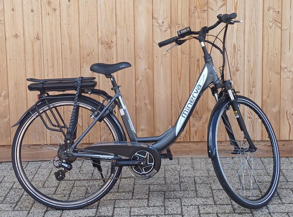 ZGAN Minerva Voyager Middenmotor Lage instap, Overige merken, Ophalen of Verzenden, Zo goed als nieuw, 47 tot 51 cm