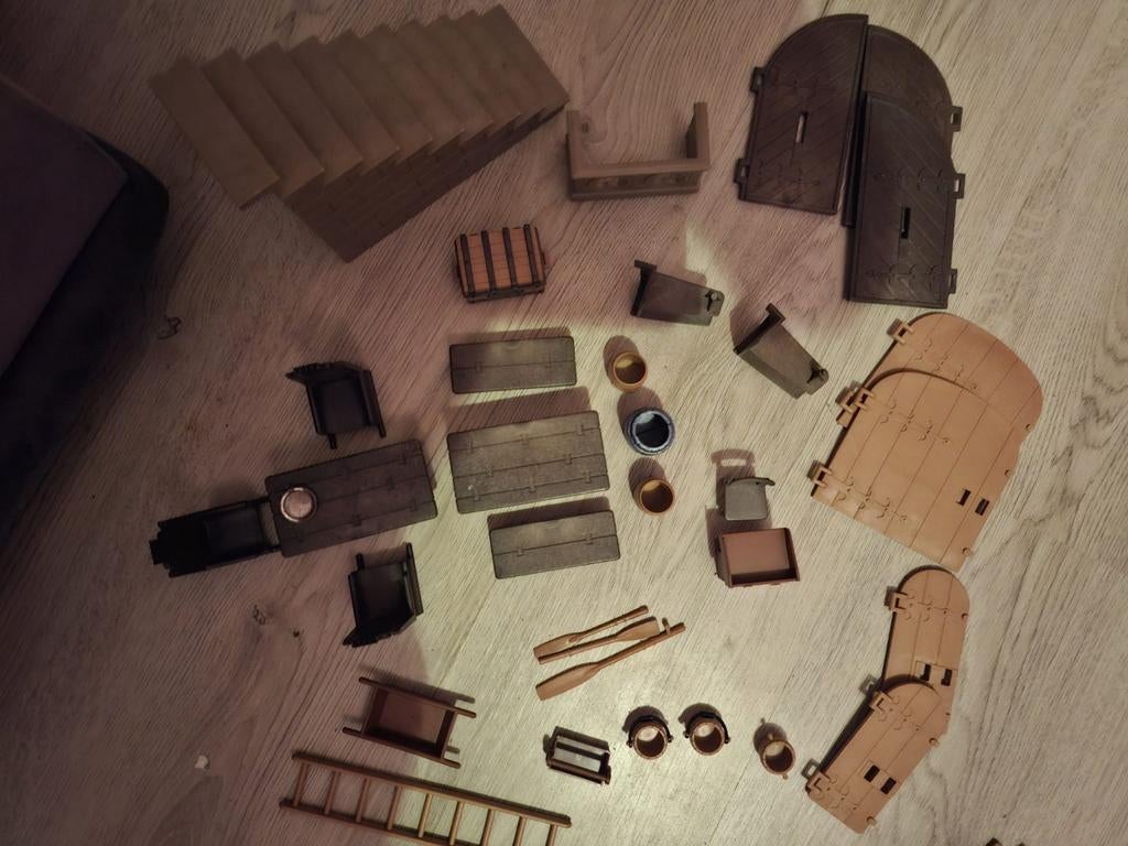 Diverse speelkasteel onderdelen, Ophalen of Verzenden, Gebruikt, Poppenhuis