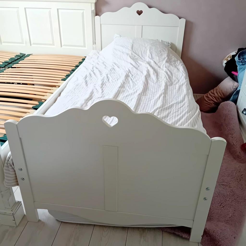 Eenpersoonsbed met hartje wit voor meiden, Kinderen en Baby's, Kinderkamer | Bedden, 85 tot 100 cm, Zo goed als nieuw, 180 cm of meer