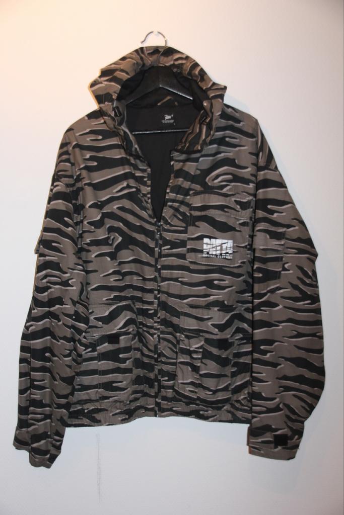 Patta Tiger Stripe Camo Jacket - Maat L, Ophalen of Verzenden, Zo goed als nieuw, Maat 52/54 (L), Overige kleuren