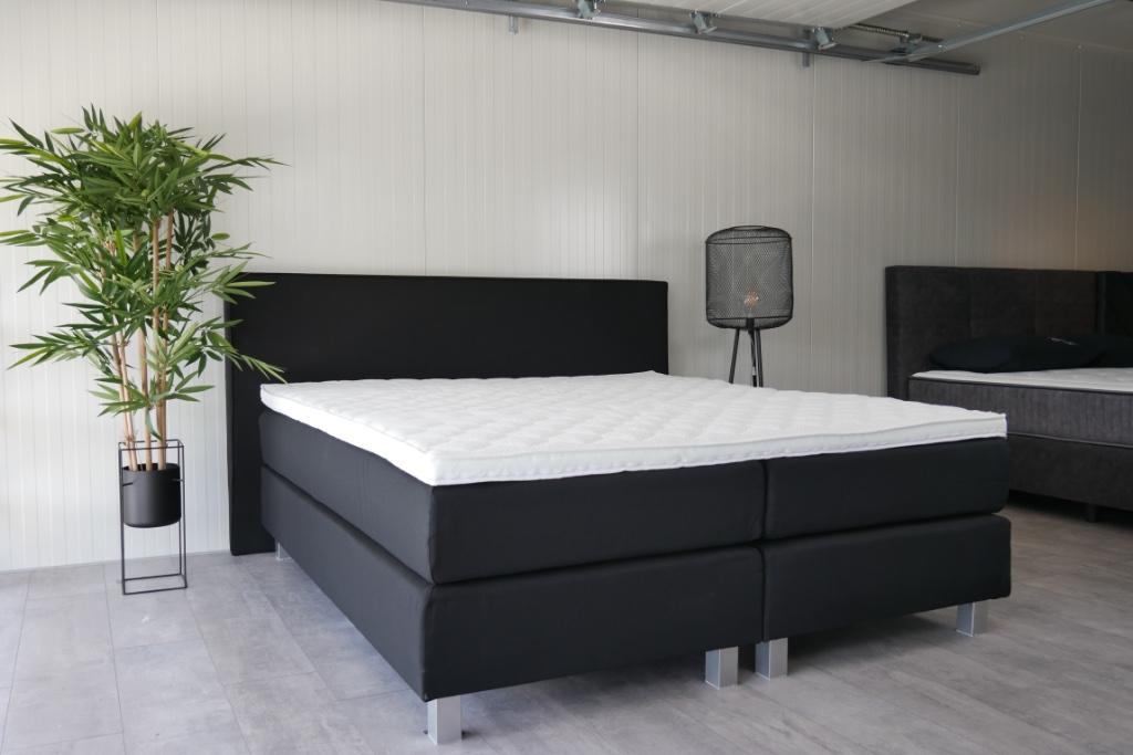 LUXE BOXSPRING 180 x 200 ZWART - GEVEERDE ONDERBOXEN, Zwart, Ophalen of Verzenden, 180 cm, 200 cm