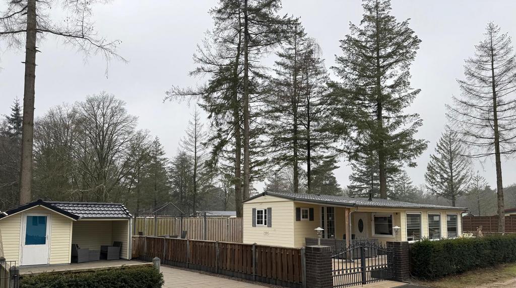 Zeer ruime complete chalet/stacaravan te koop, Ophalen