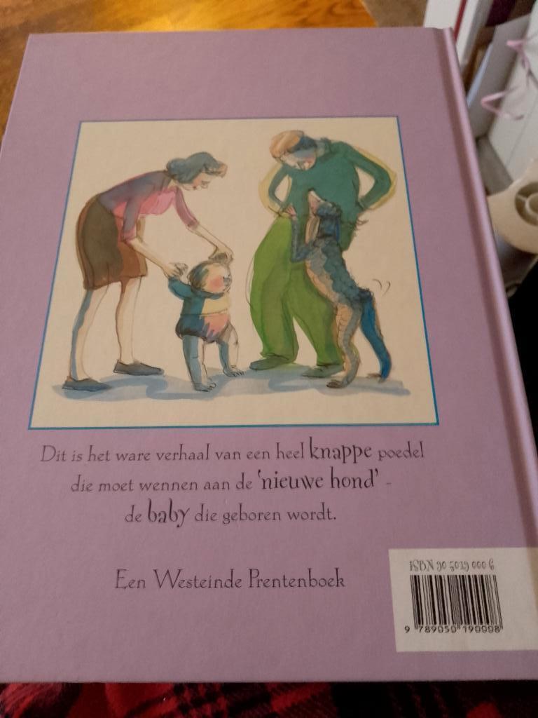 Boek de nieuwe hond +. Enige echte hondenhandboek, Ophalen of Verzenden, Zo goed als nieuw, Overige onderwerpen