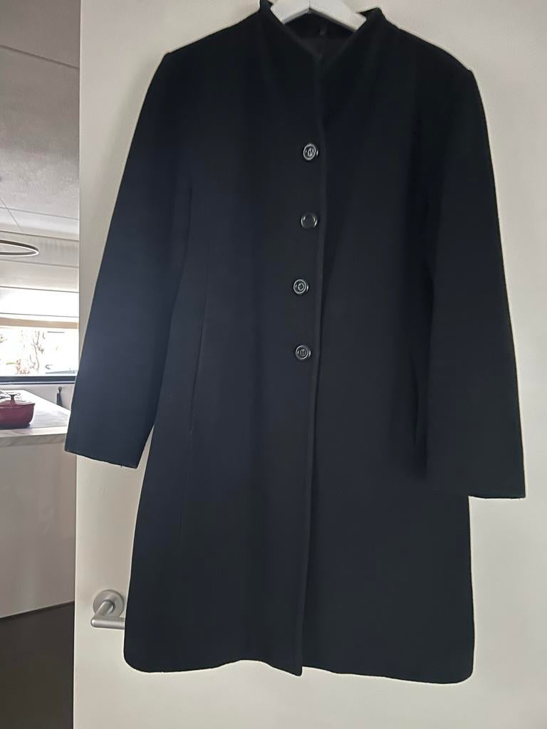 Zwarte wollen jas - maat 40, Kleding | Dames, Jassen | Winter, Ophalen of Verzenden, Gedragen, Maat 38/40 (M), Zwart