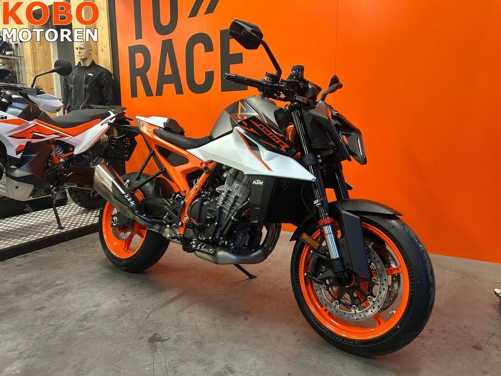 KTM 990 DUKE R (bj 2025 model 2026) - foto 3