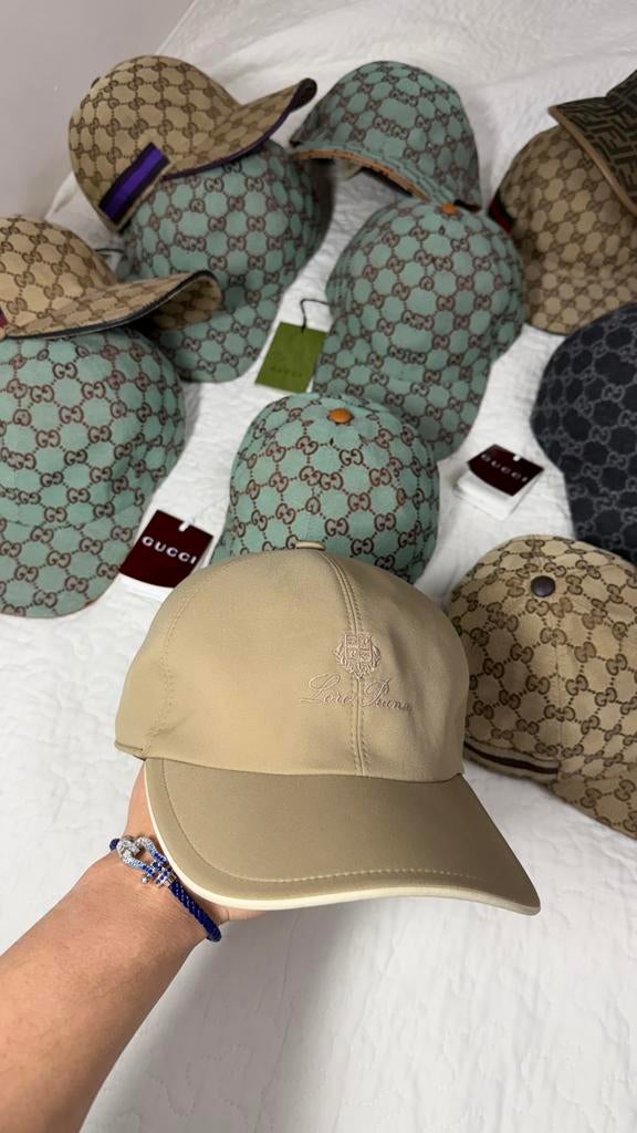 loro piana pet, Ophalen of Verzenden, Zo goed als nieuw, 60 cm (XL, 7½ inch) of meer