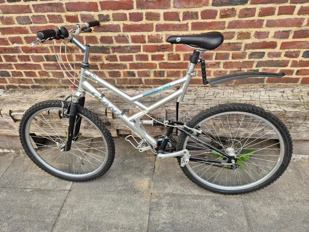 Mountainbike GIANT BOULDER Sports series DUO SHOCK, Ophalen, 24 inch of meer, Gebruikt, V-brakes