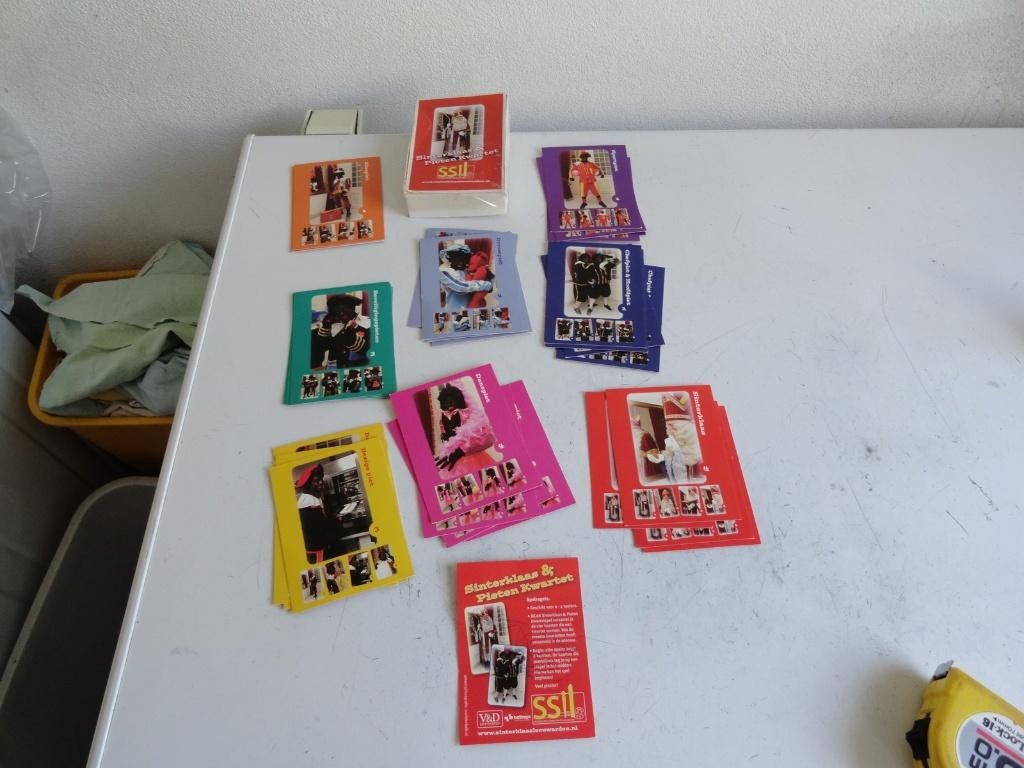 Sinterklaas en Zwarte Pieten kwartet, Ophalen of Verzenden, Zo goed als nieuw