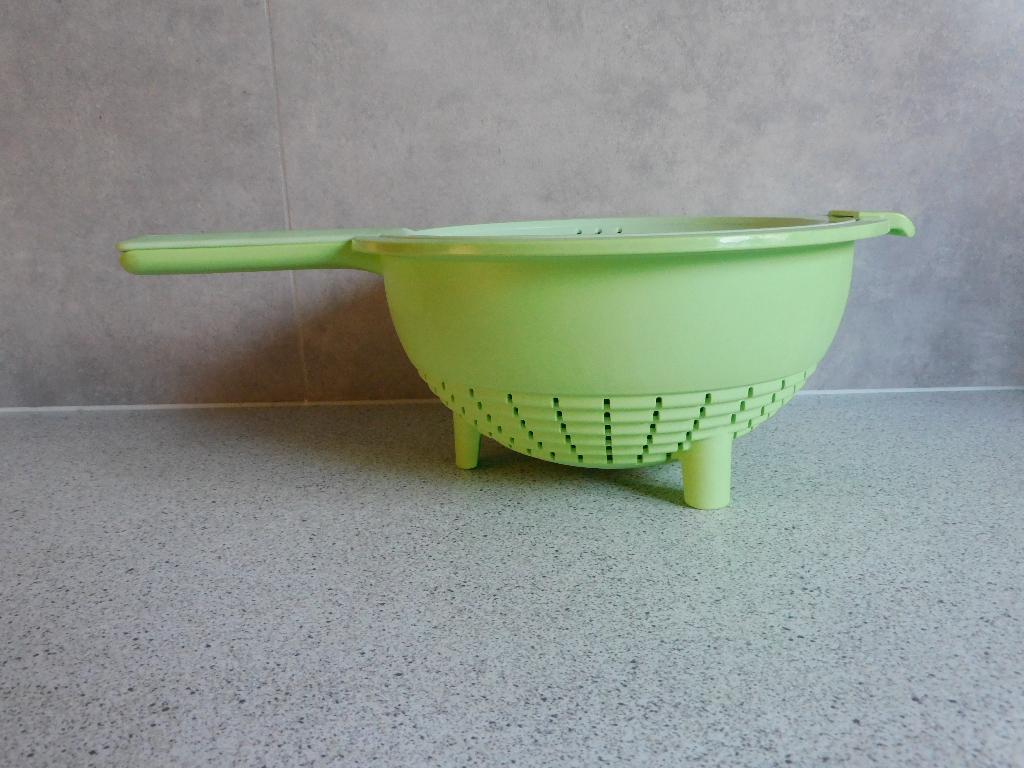 Tupperware Duo Vergiet Licht Groen, Huis en Inrichting, Keuken | Tupperware, Ophalen of Verzenden, Zo goed als nieuw, Groen, Overige typen