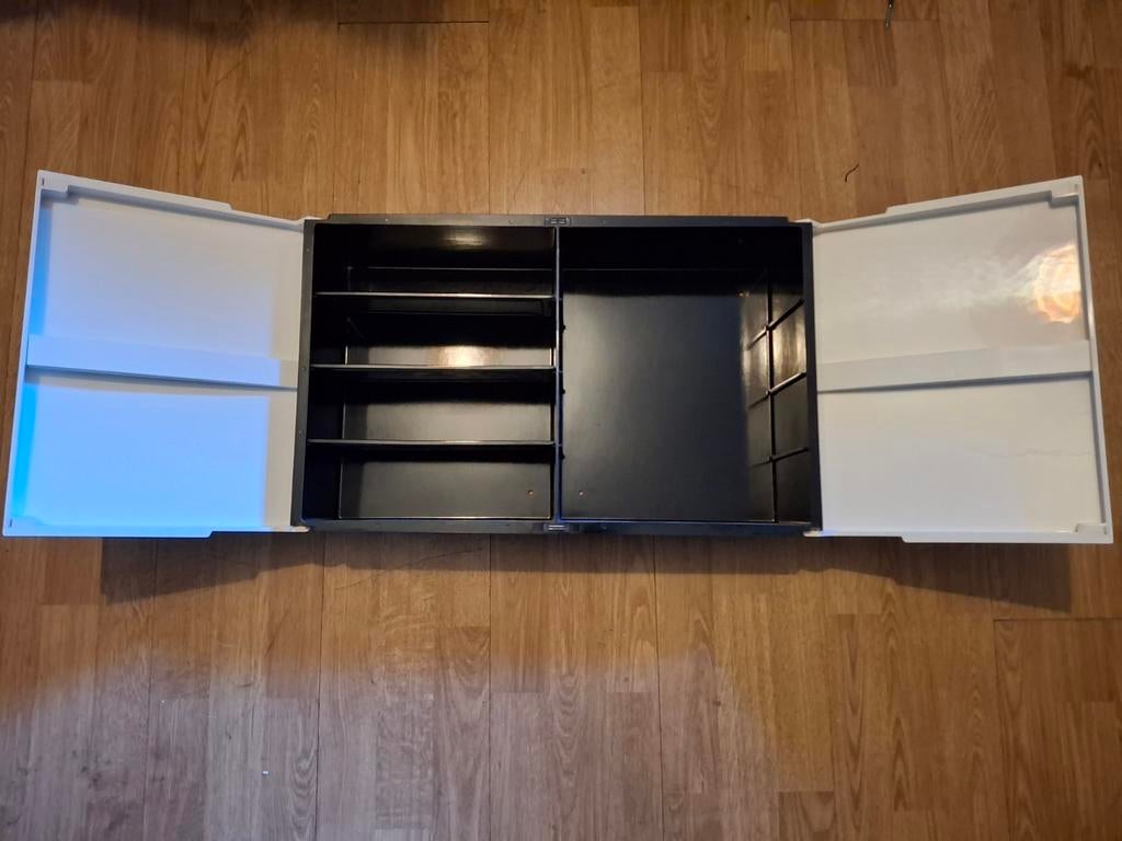 Medicijnkastje, Ophalen, Zo goed als nieuw